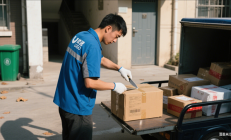 快递员网购退货私吞800件赠品：薅羊毛非法获利38万被判刑