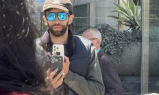 iPhone 17 Pro真机现身街头：外观大曝光