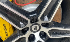 刹车盘生锈不用怕！小米YU7配备主/被动两种除锈功能